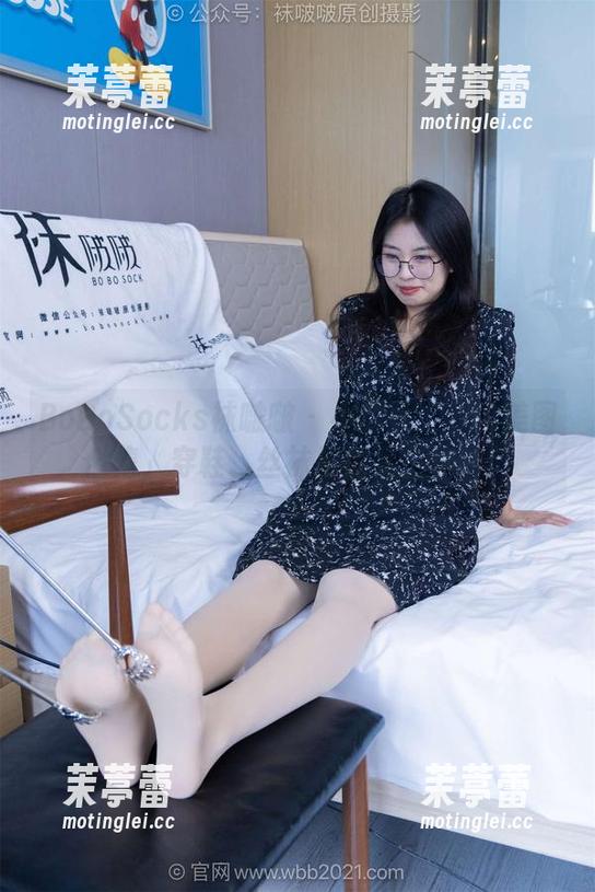 BoBoSocks袜啵啵 - 小甜豆：我的美图合集，穿鞋、丝袜与裸足全攻略！