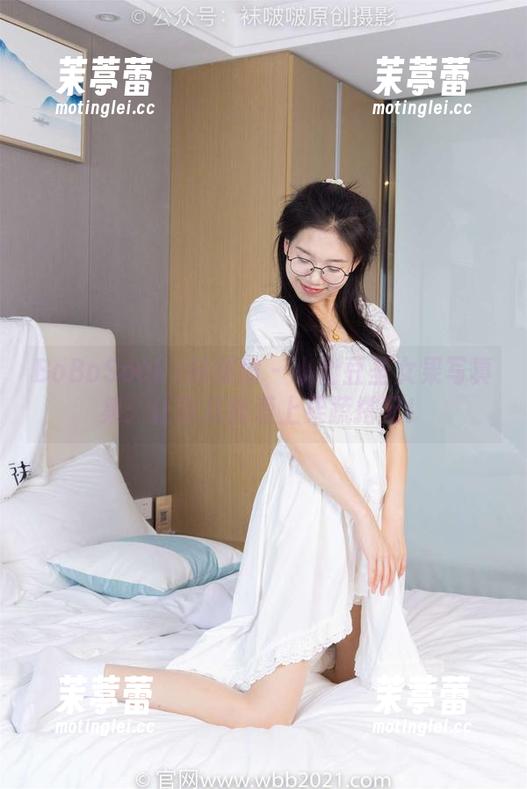 BoBoSocks袜啵啵 - 小甜豆圣女果写真集：让你从此爱上果蔬搭配！