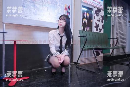 Bimilstory的黑色高叉，Bomi(普美)私拍的另一种可能！