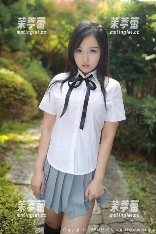 MFStar模范学院 - SiByl李思宁的校服合集，等你来下载，校园女神就是她！