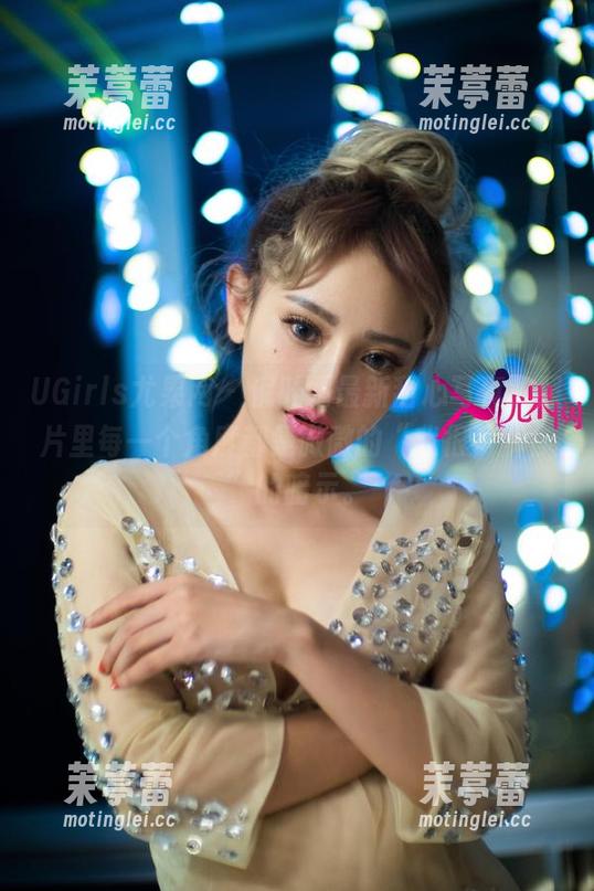 UGirls尤果网-倪叶腾 UGirls尤果网 - 倪叶腾最新甜心写真,照片里每一个角度都是微微的“我很了解你”的暗示。