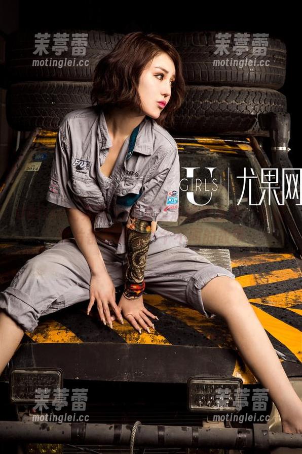 UGirls尤果网 - 曼苏拉娜婚纱合集：每张照片都在讲述一个不同的故事