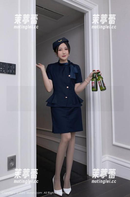 Xiuren秀人网 - 集合了所有心动时刻，Mila豆嘟嘟黑色最新写真合集上线！