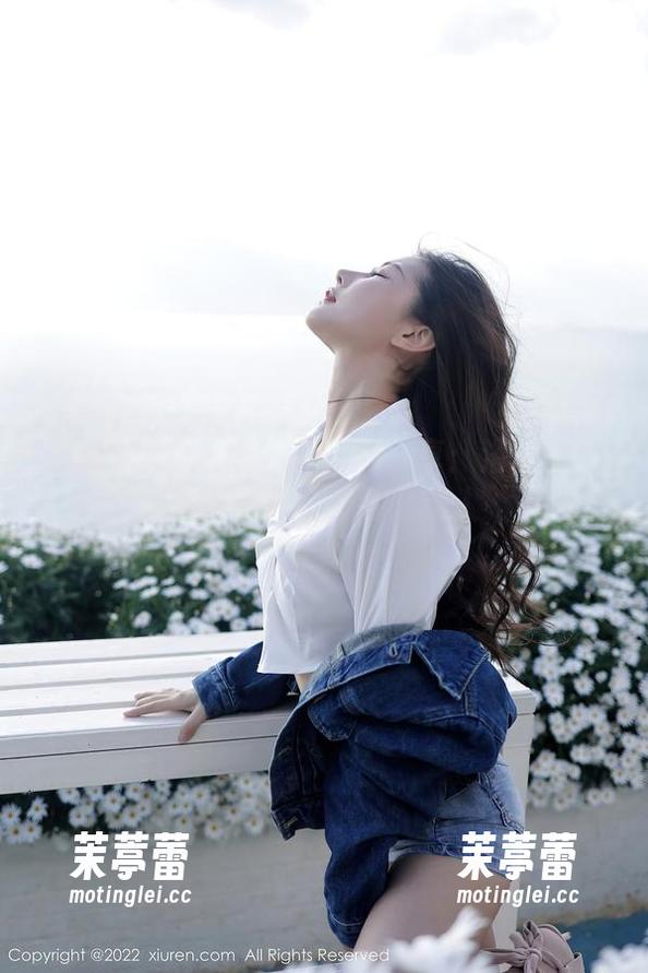 Xiuren秀人网 - 叶佳颐分享：浴缸里的那些故事，微妙又动人