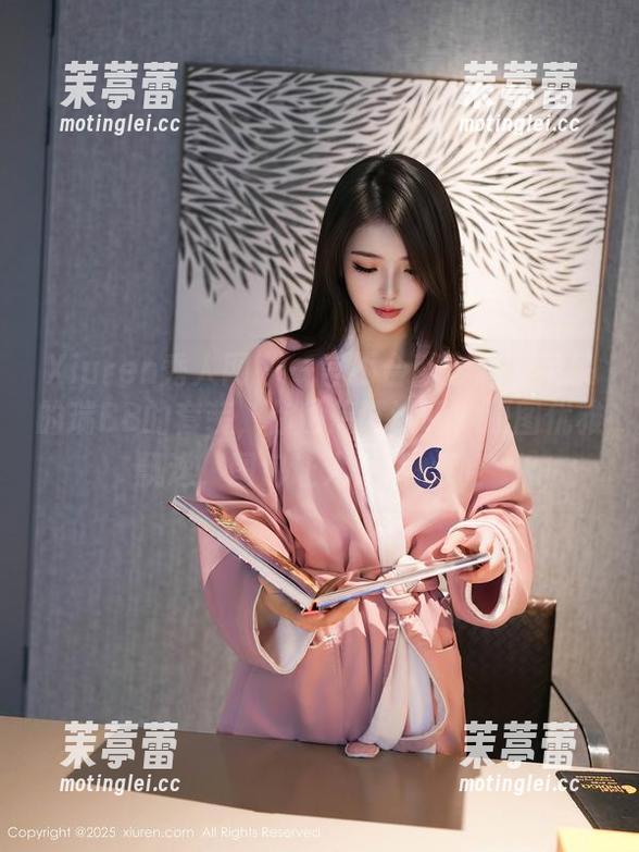 Xiuren秀人网 - 一言不合就穿起了呆呆的瑞BB的套装，你也想试试吗？原图优雅飘逸，图包让人怦然心动！