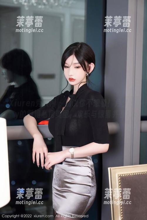 Xiuren秀人网 - 别说你不想看！月夕Lily的御姐私房美图，欢乐与惊喜并存！