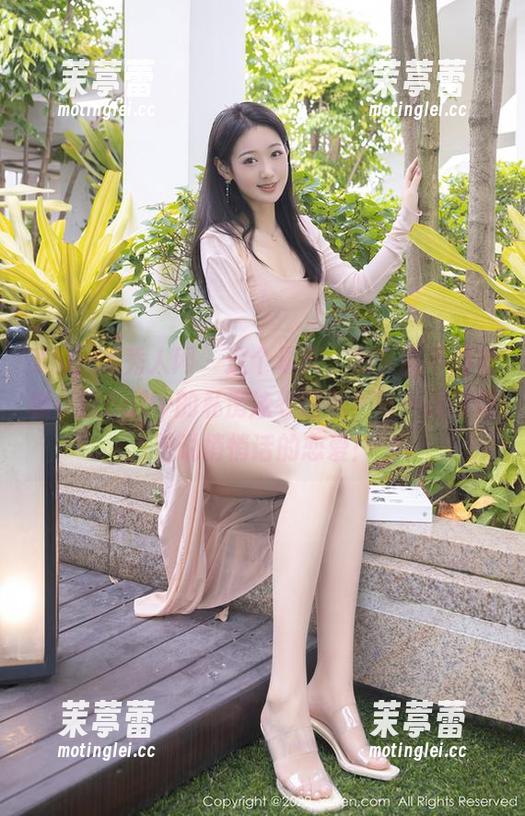Xiuren秀人网-狐小妖Baby Xiuren秀人网 - 这个夏天,怎么能不拥有狐小妖Baby的私房泳衣图包?每一张都像是说悄悄话的恋爱!