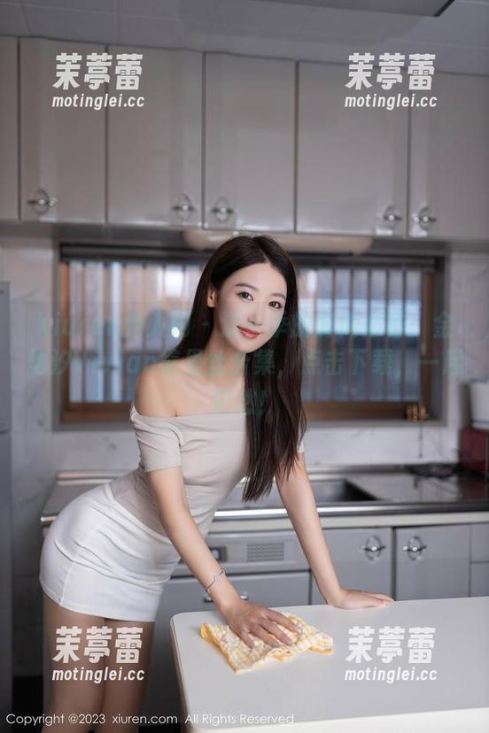 Xiuren秀人网 - 这一季的时尚必备：金幼汐Vivian裤里丝合集，点击下载，一起犯愁！