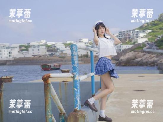 nagisa魔物喵白衬衫合集：简简单单的白衬衫，怎么就这么吸引人呢？