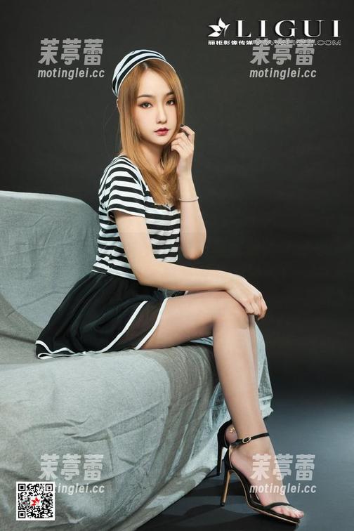 丽柜-敏儿 丽柜 - 敏儿x扑火女秘:原图透露了多少隐秘的诱惑?别告诉我你没看!