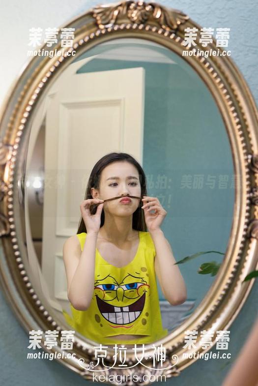 克拉女神 - 依娜丝校园私拍：美丽与智慧不再是二元对立！