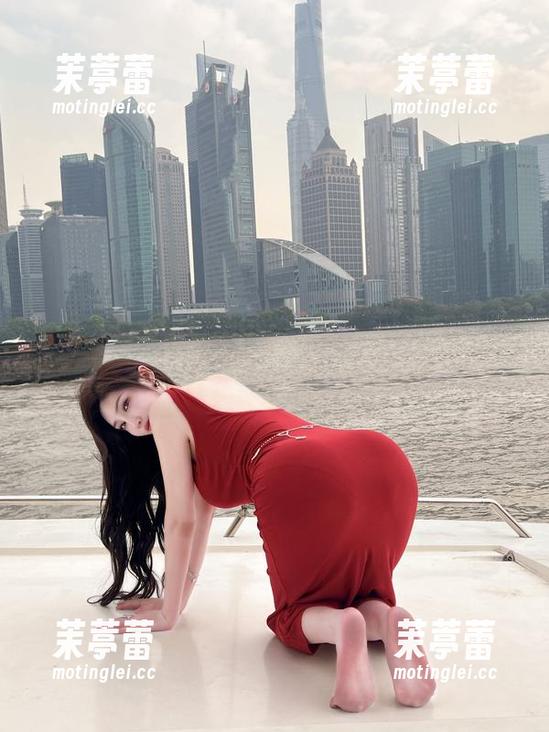 周妍希 微密圈 - 当周妍希遇上白丝:这组私拍,简直是迷人的犯规!