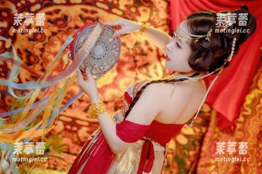 见过这么可爱的紫色兔兔吗？嗷呜虎虎原图来袭！