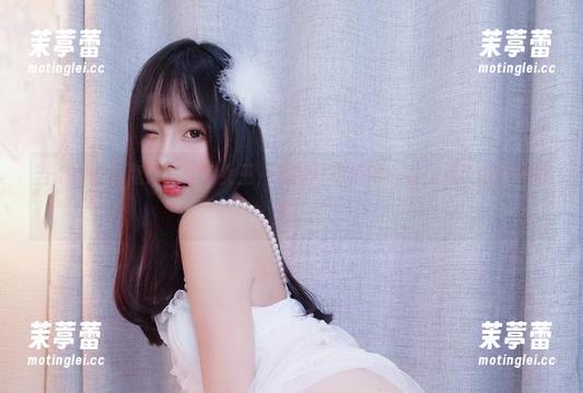 当“小小奶瓶儿”变身女王，原图分享值得一看，点了你绝不后悔！
