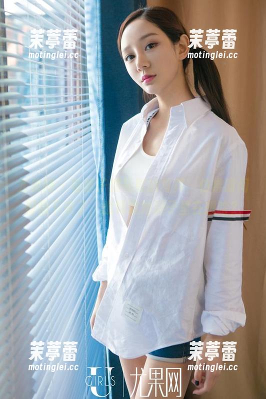 尤果网 - 看栗子双马尾的写真，仿佛时间都慢下来了，想知道她脑子里在想啥？