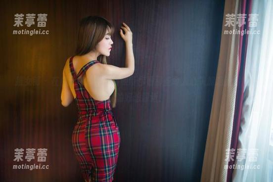 推女郎 - 在白丝中迷失：吻熙带你看那些令人心跳加速的图片，真的好想靠近！