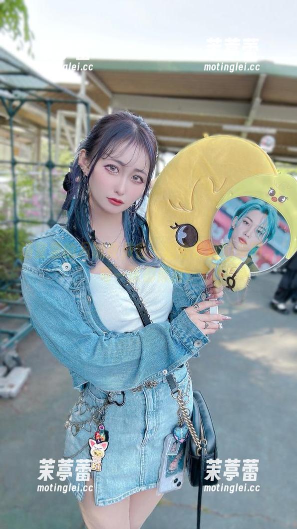 浴室里的月城委员会：适合欣赏的美图，每一张都像画！