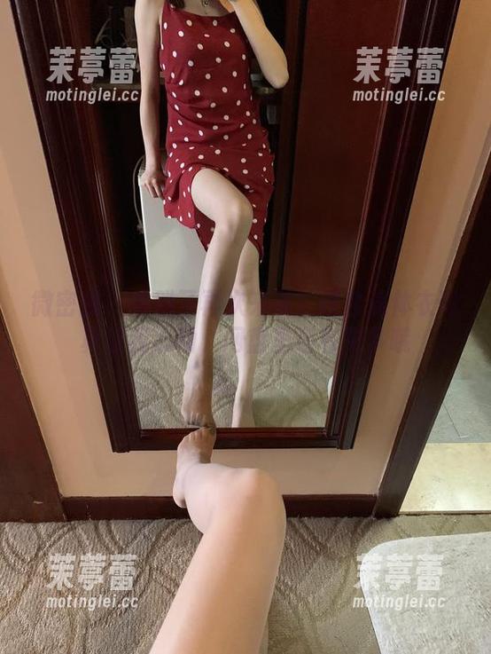 桃脱了 微密圈 - 桃脱了再次来袭!这套连体衣写真让我心动,网盘里还有更多哦