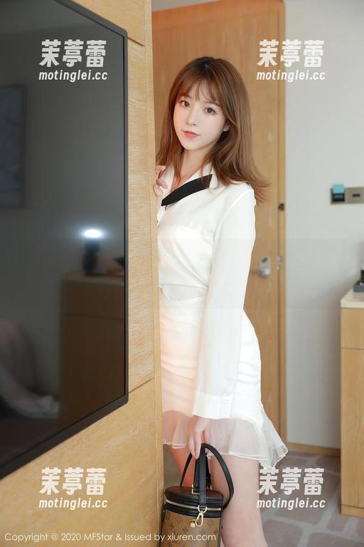 模范学院 - 夏茉GIGI的JK写真集竟然这么好看，下载前就别后悔了！