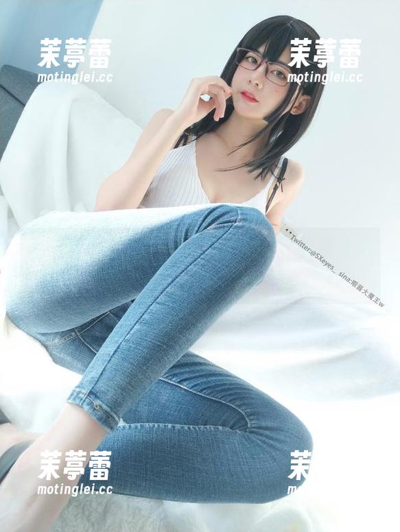 眼酱大魔王w在线：美图速递，妆容太绝真的会让你睁大眼睛！