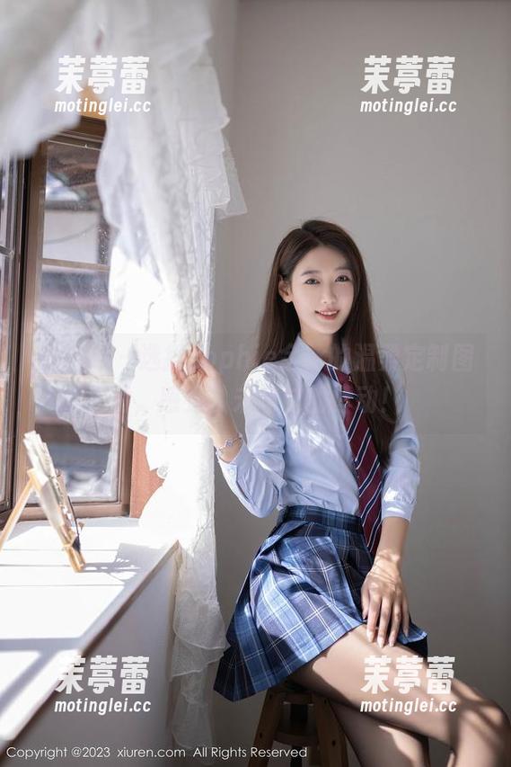秀人网 - 选择sophie余冰的温柔定制图片，感受从未有过的悸动！