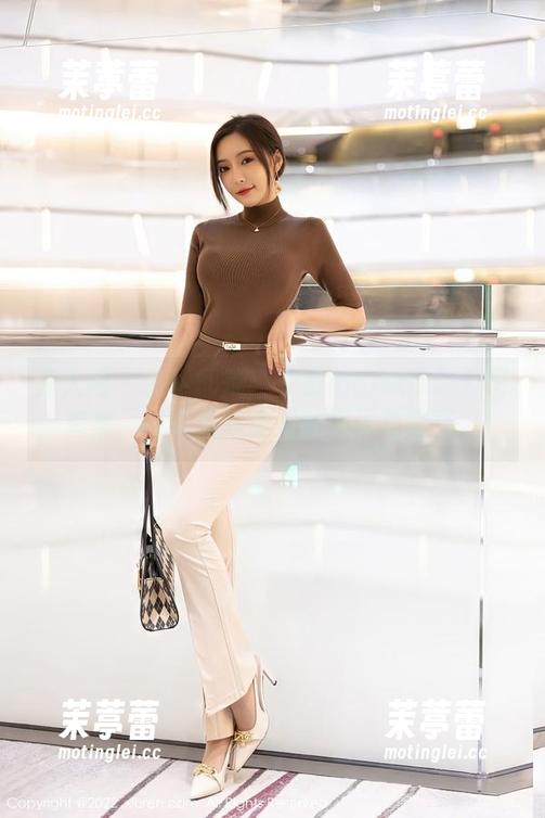 秀人网 - 原图回顾：安然maleah泳装写真集，让我想起夏天的海风与微醺。
