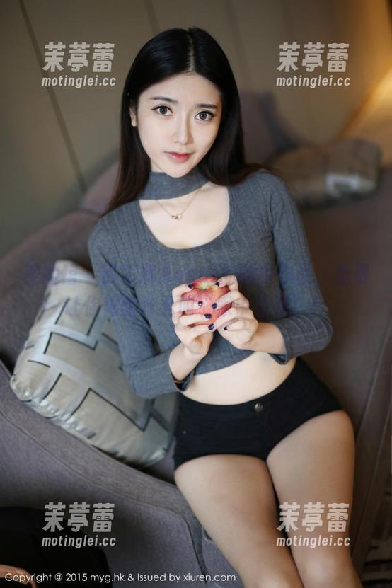 美媛馆 - 田芯娜Angel的睡衣作品，免费让你体验什么叫“家中优雅”！