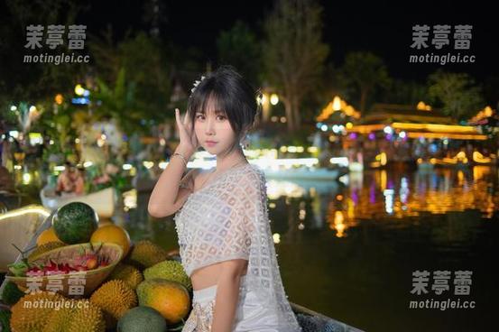 哪里有“萌芽儿o0”，哪里就是焦点——她的毛绒内衣图包让人忍不住想多看几遍！