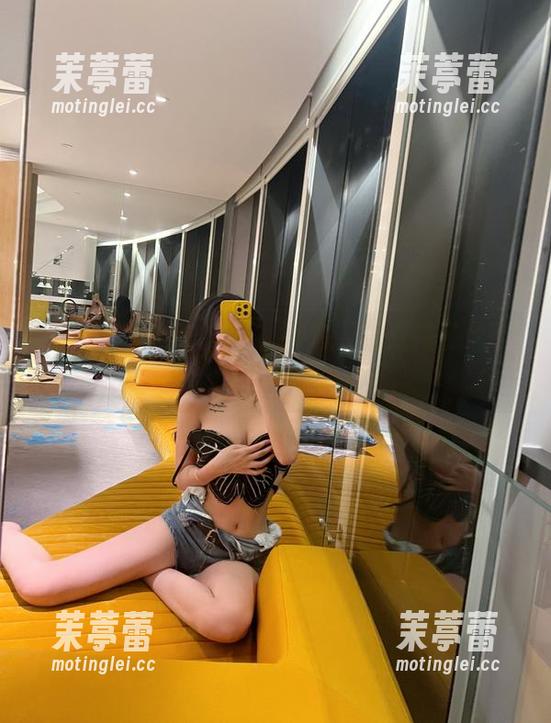 微密圈 - 葛征的棉袜图集：那双袜子比你想的更撩人