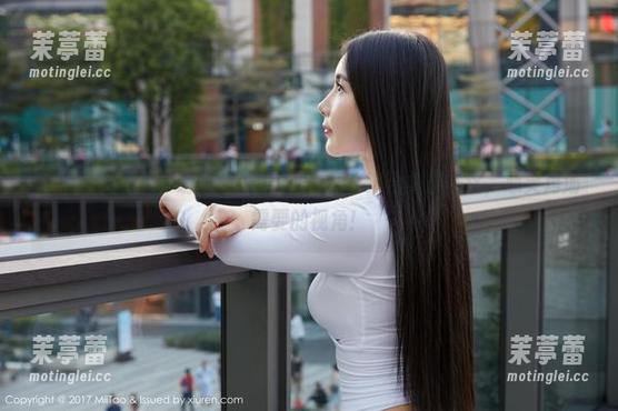 蜜桃社-萌美Moemi 蜜桃社 - 别走!萌美Moemi的白裙高清合集都在这,心灵鸡汤需要的视角!