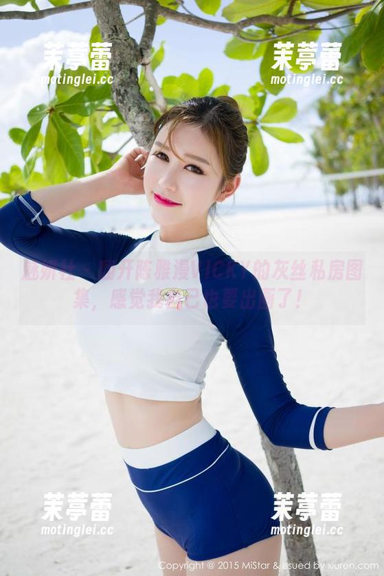 魅妍社 - 翻开陈雅漫VICKY的灰丝私房图集，感觉我自己也要出画了！