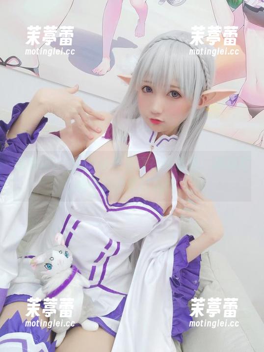 魔物喵nigisa泳衣写真在线亮相：你绝对想不到的夏日风情！
